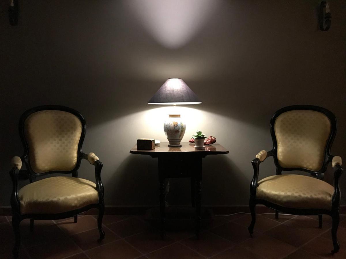 Borgo Manca Suite Сассо-ди-Кастальда Экстерьер фото