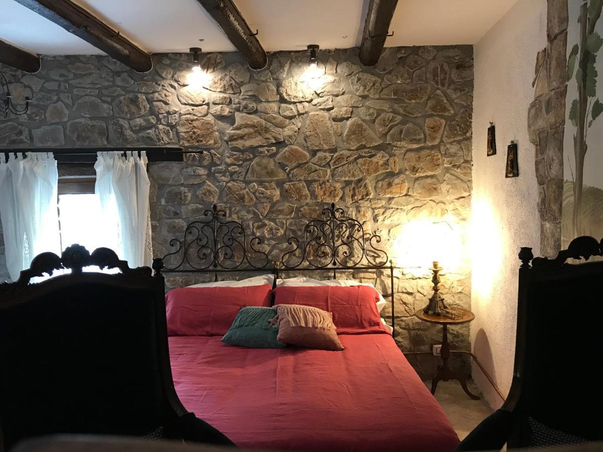 Borgo Manca Suite Сассо-ди-Кастальда Экстерьер фото