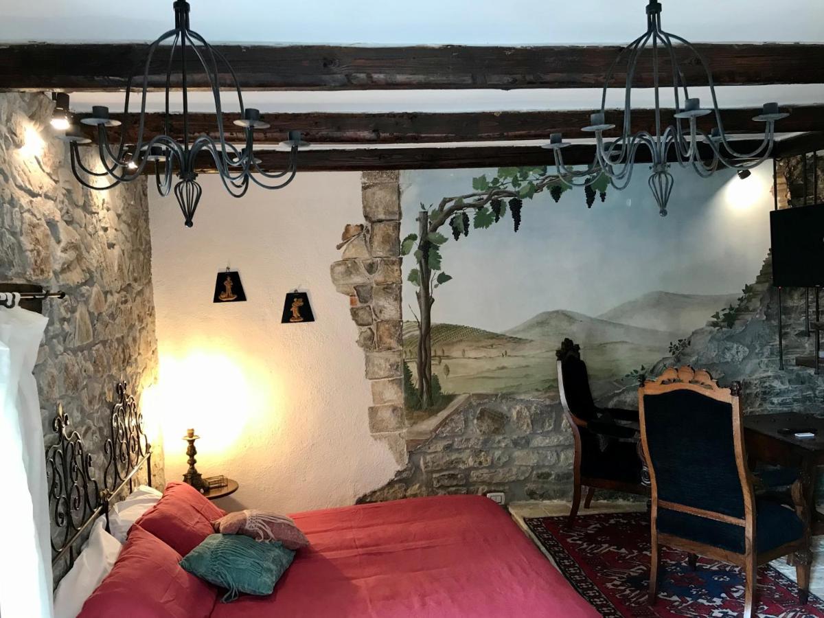 Borgo Manca Suite Сассо-ди-Кастальда Экстерьер фото