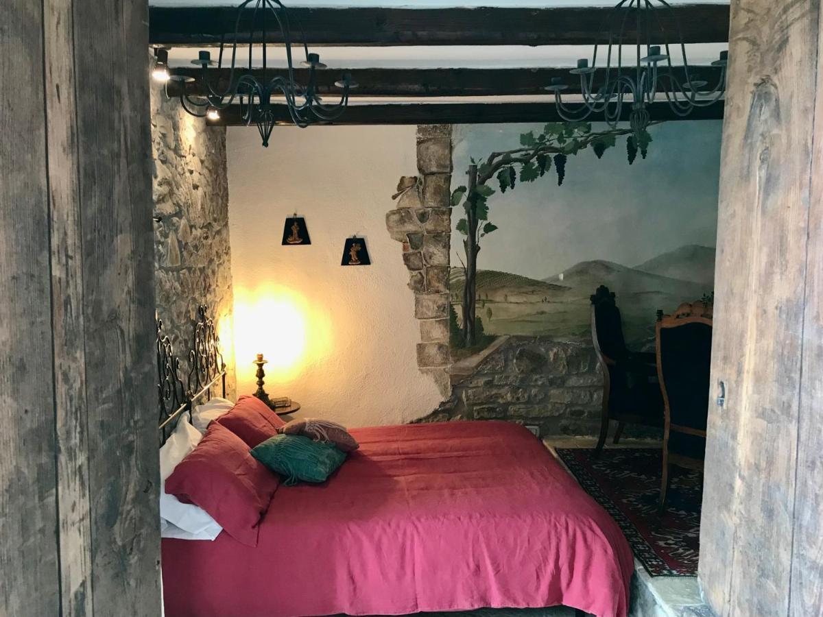 Borgo Manca Suite Сассо-ди-Кастальда Экстерьер фото