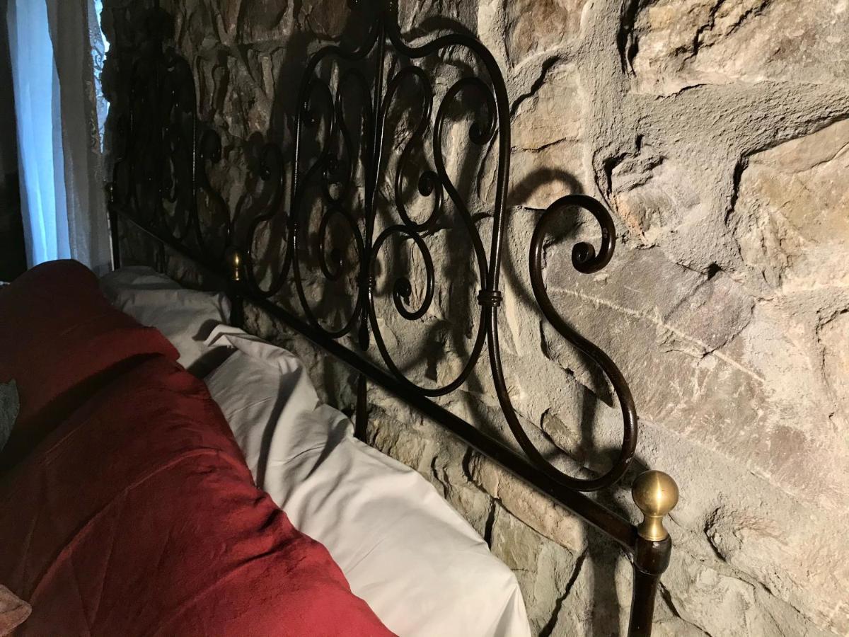 Borgo Manca Suite Сассо-ди-Кастальда Экстерьер фото
