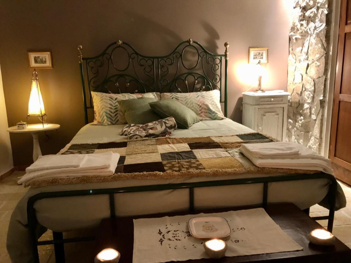 Borgo Manca Suite Сассо-ди-Кастальда Экстерьер фото