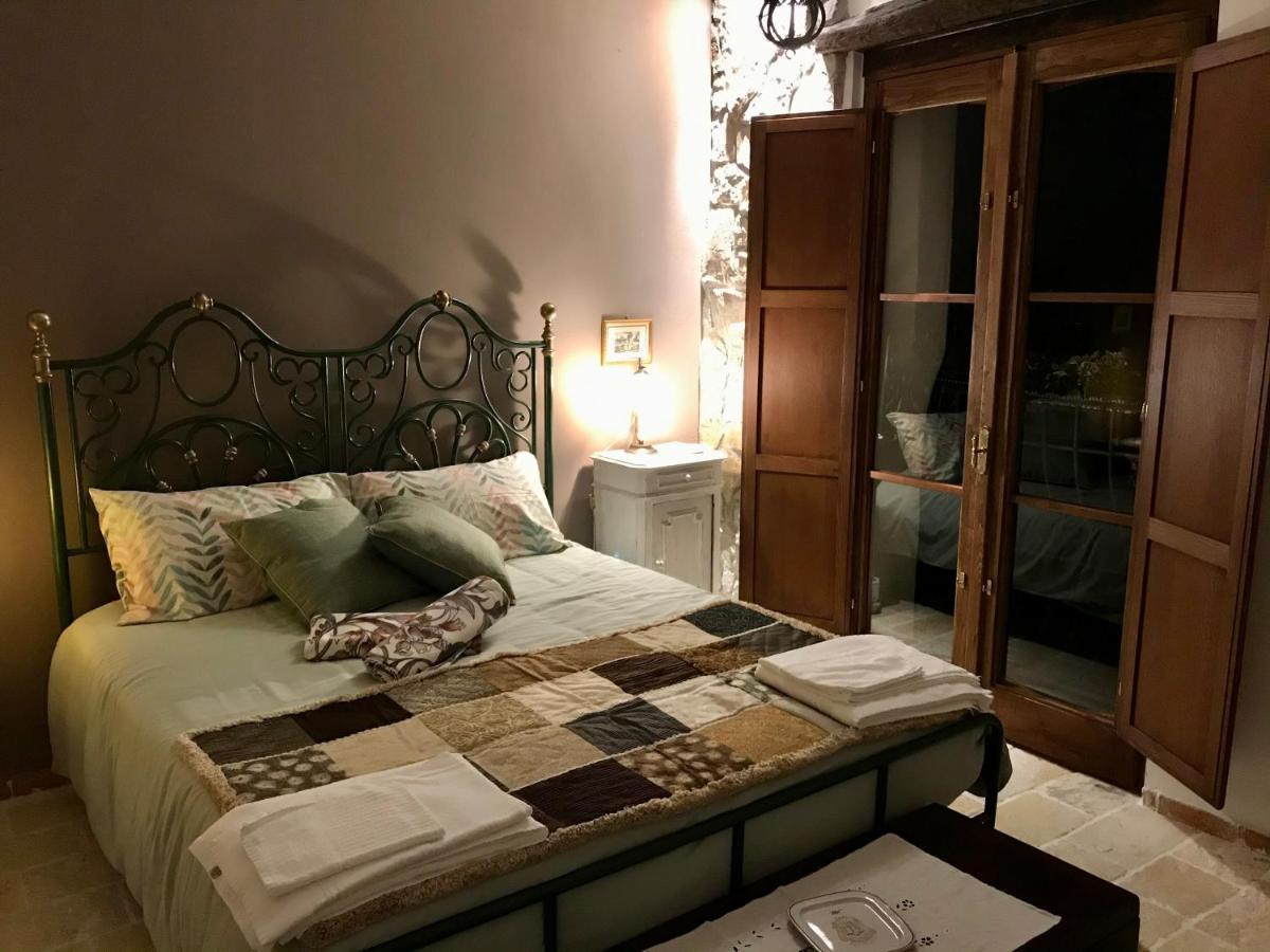 Borgo Manca Suite Сассо-ди-Кастальда Экстерьер фото