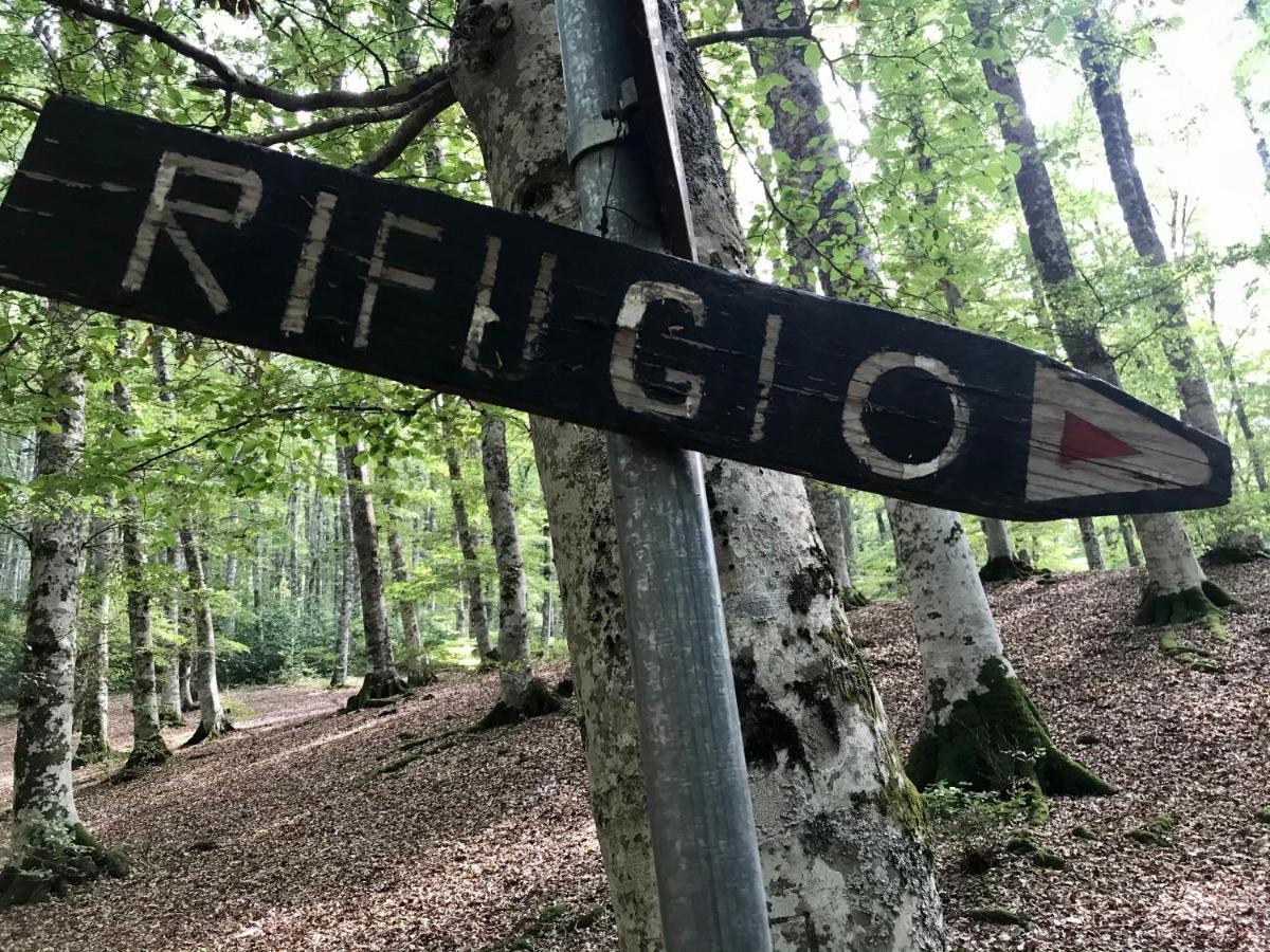 Borgo Manca Suite Сассо-ди-Кастальда Экстерьер фото