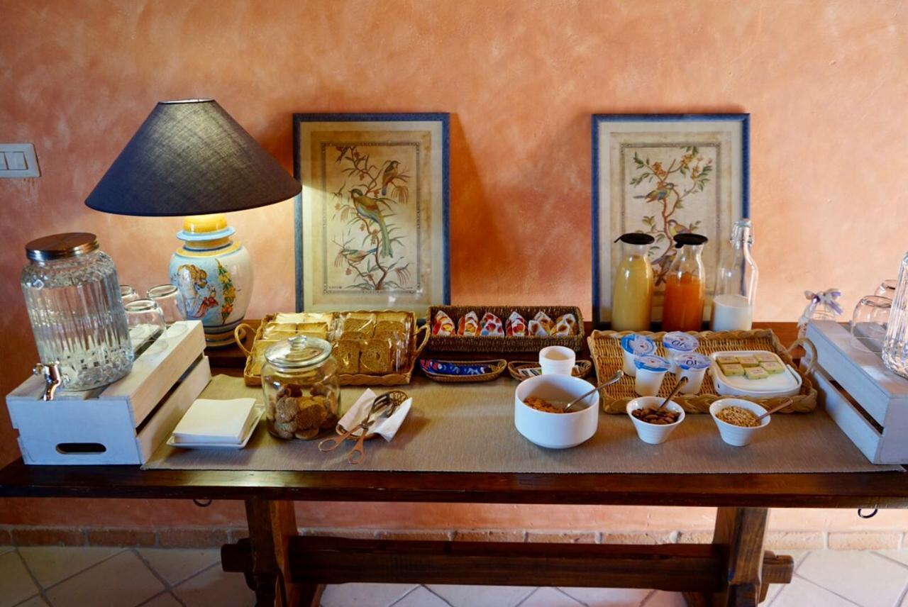Borgo Manca Suite Сассо-ди-Кастальда Экстерьер фото