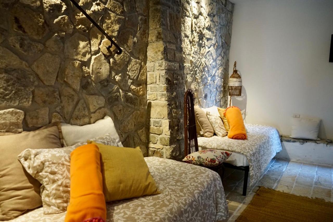 Borgo Manca Suite Сассо-ди-Кастальда Экстерьер фото